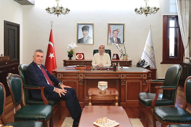 Afyonkarahisar Valisi Yiğitbaşı, Yeni Vali Yardımcısı Sezgin’i Kabul Etti