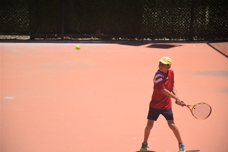 12 Yaş Yaz Kupası Tenis Turnuvası başladı