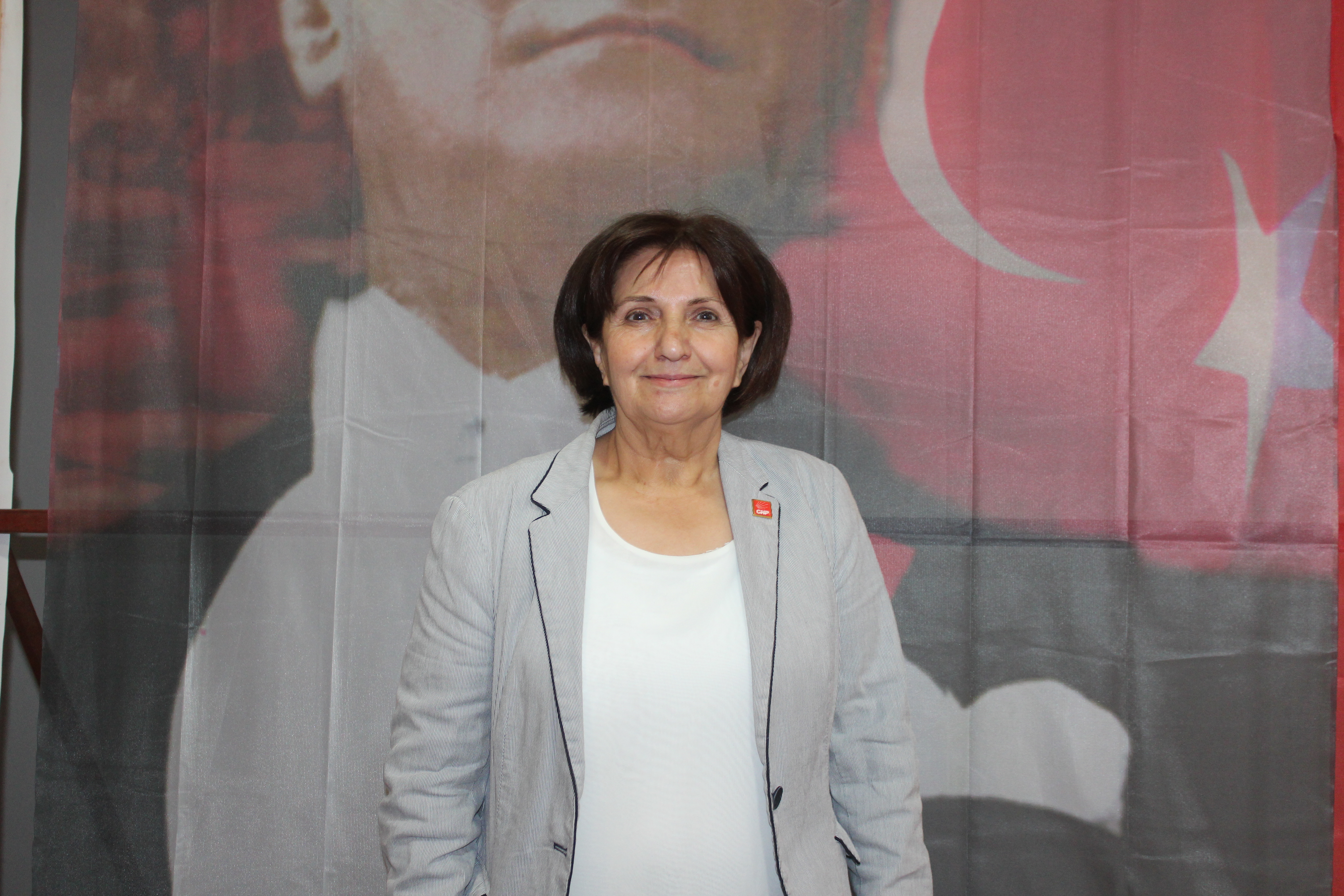 CHP'de seçimi Makbule Abay kazandı