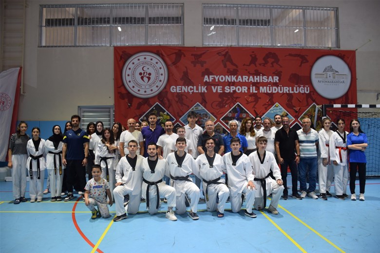 Ümitler Taekwondo İl Seçmeleri müsabakaları tamamlandı