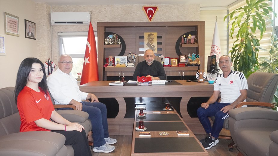 Sultan Sarıgül, Dünya Şampiyonası için kampa katılıyor