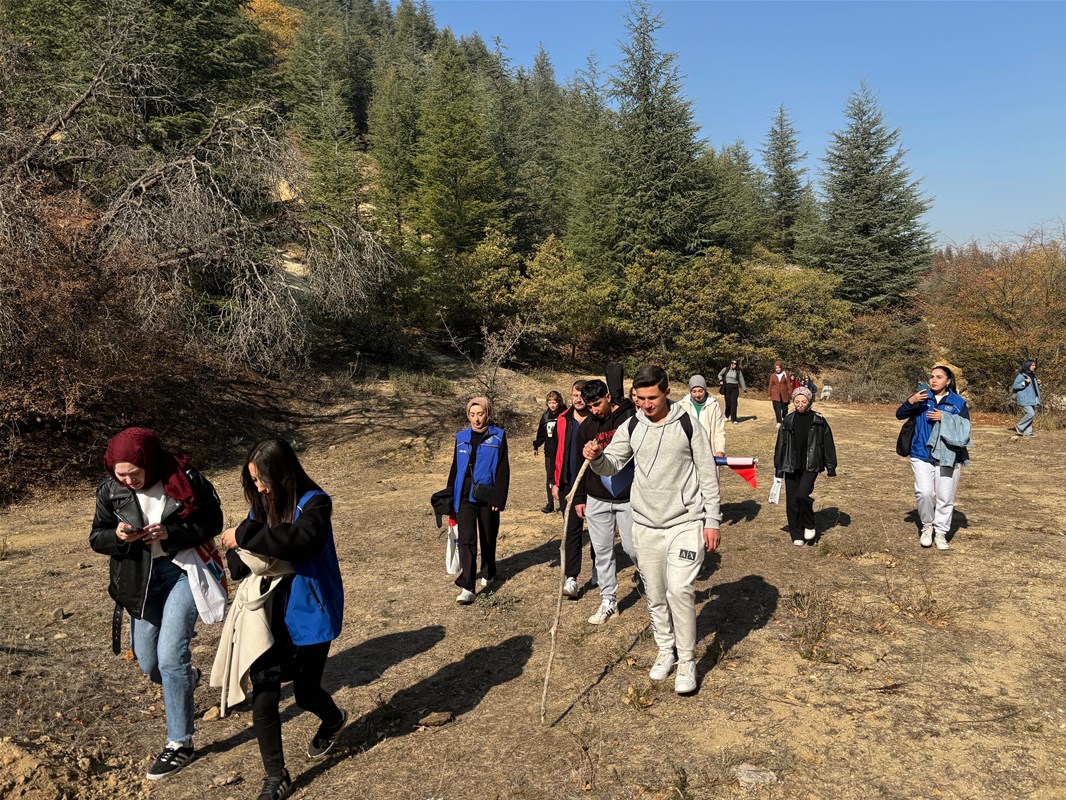 Erkmen'de Doğa Yürüyüşü Yaptılar