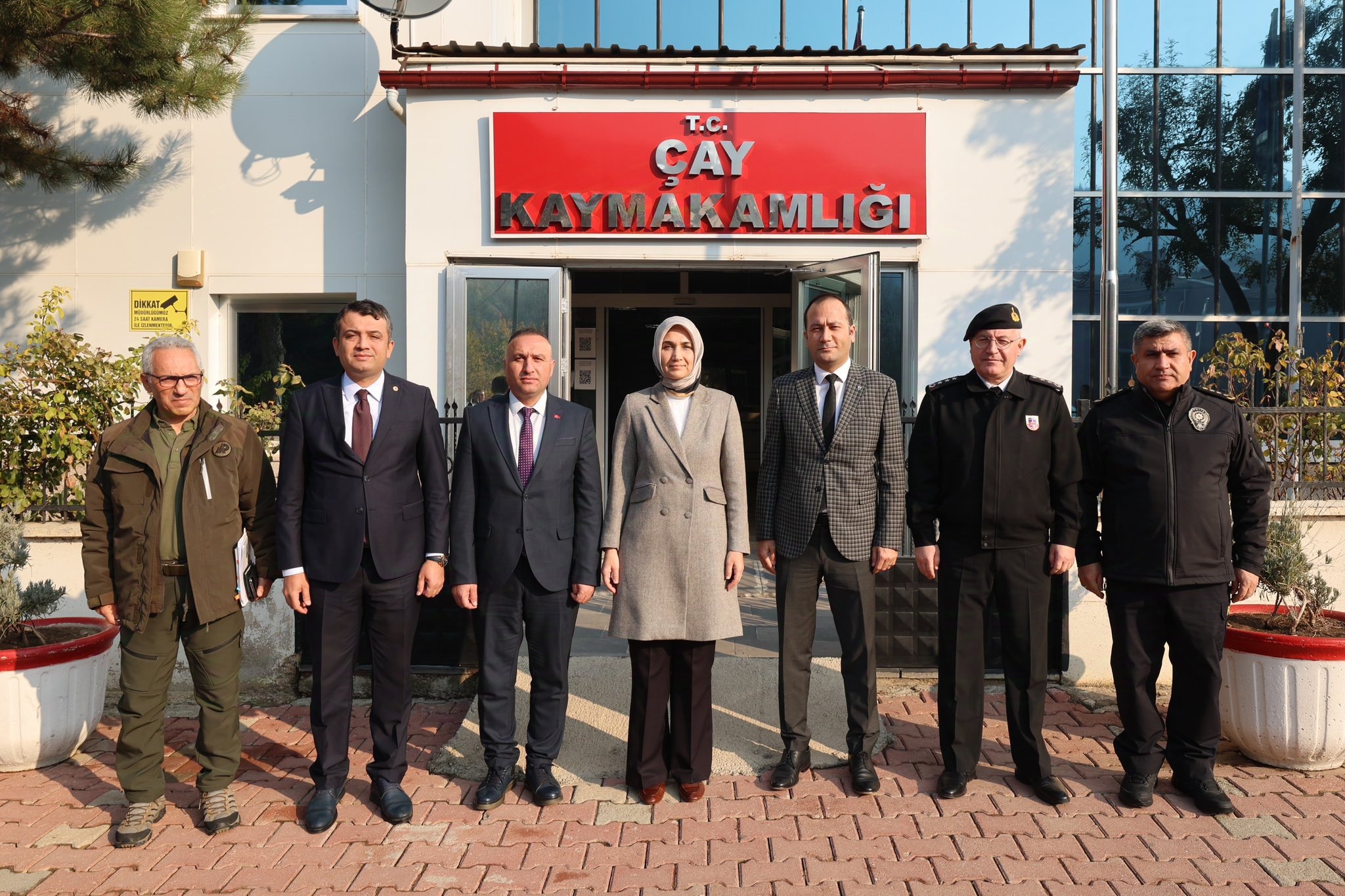 Vali Yiğitbaşı Çay Kaymakamlığını Ziyaret Etti