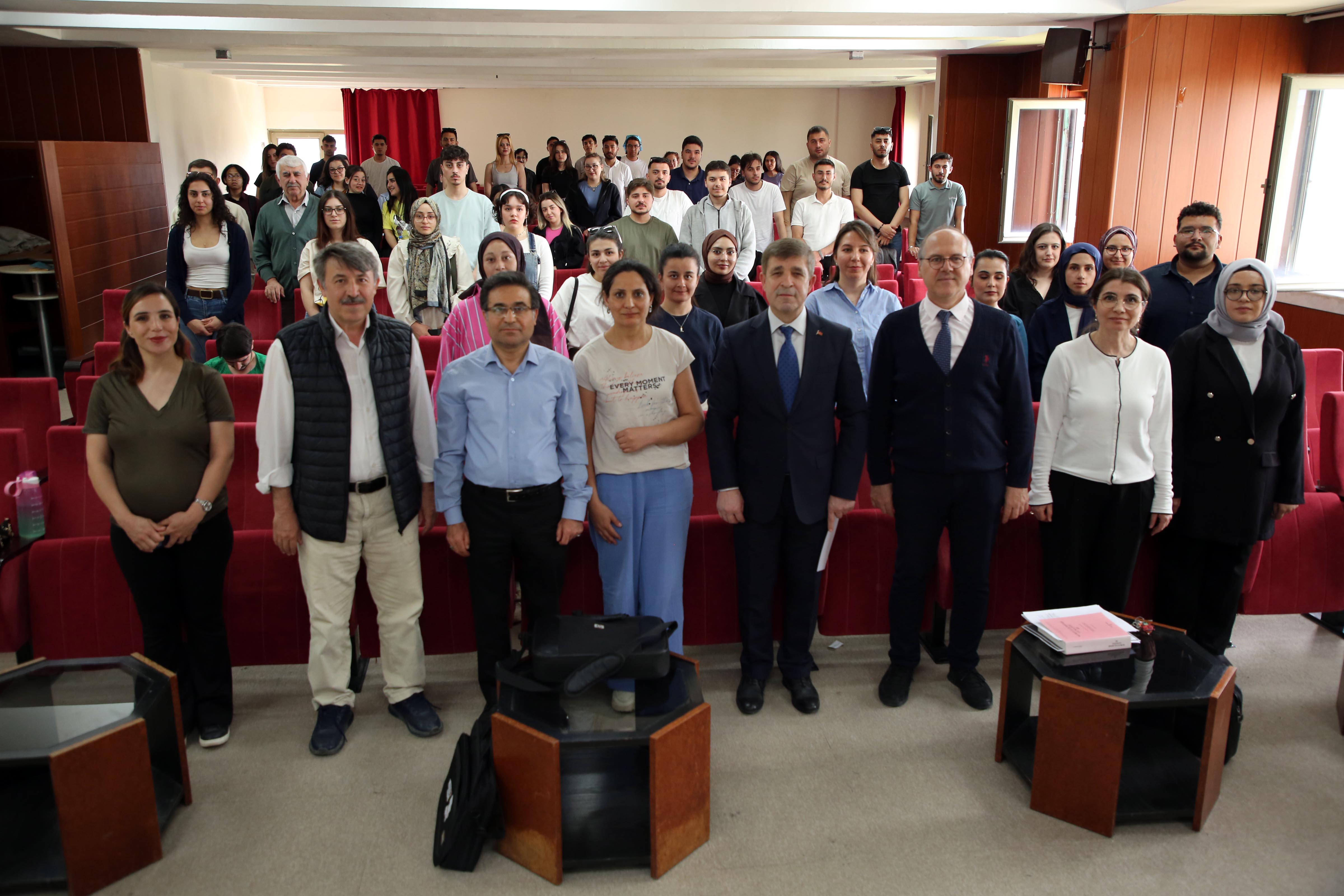 “Türkiye Büyük Millet Meclisinin Açılışı ve Milli Egemenlik” Konferansı Gerçekleştirildi