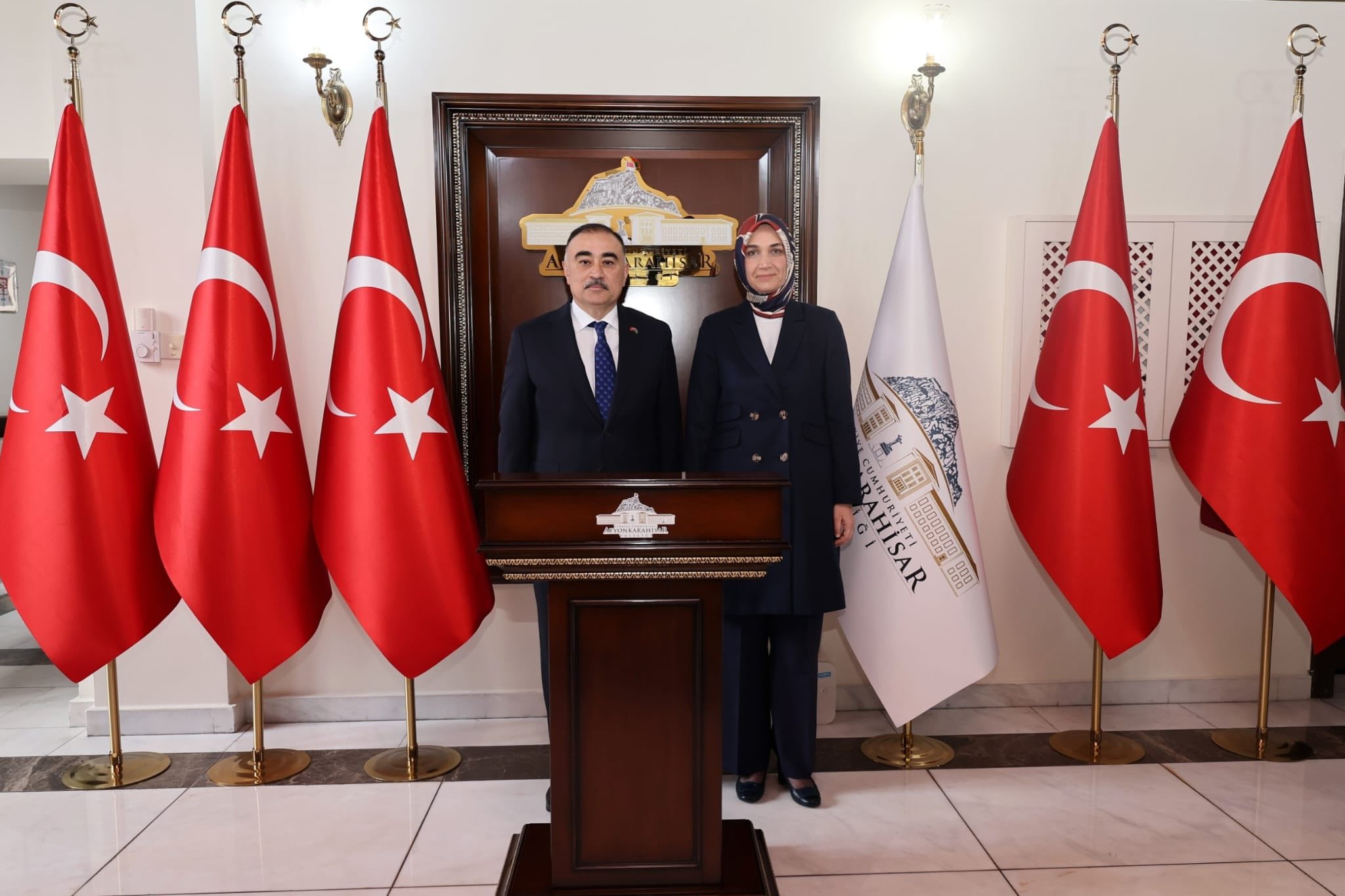 Büyükelçi Mehmedov, Vali Yiğitbaşı'nı ziyaret etti