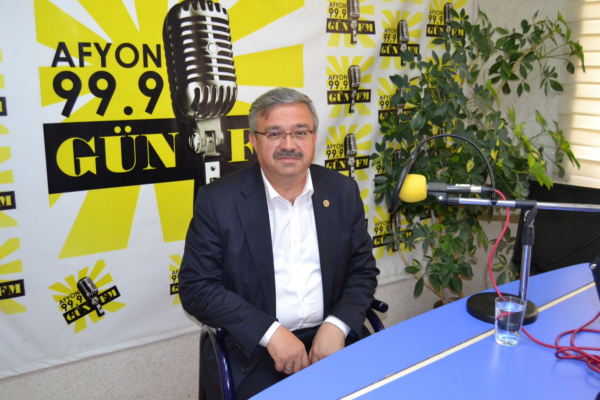 Yurdunuseven, Gün FM'in Kuruluş Yıldönümünü Kutladı