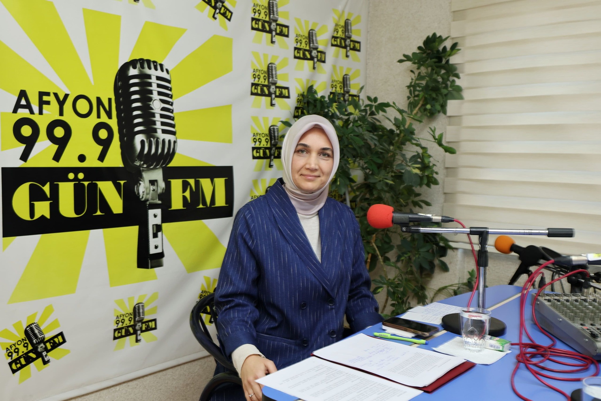 Devlet Ana'dan Gün FM'e Tebrik