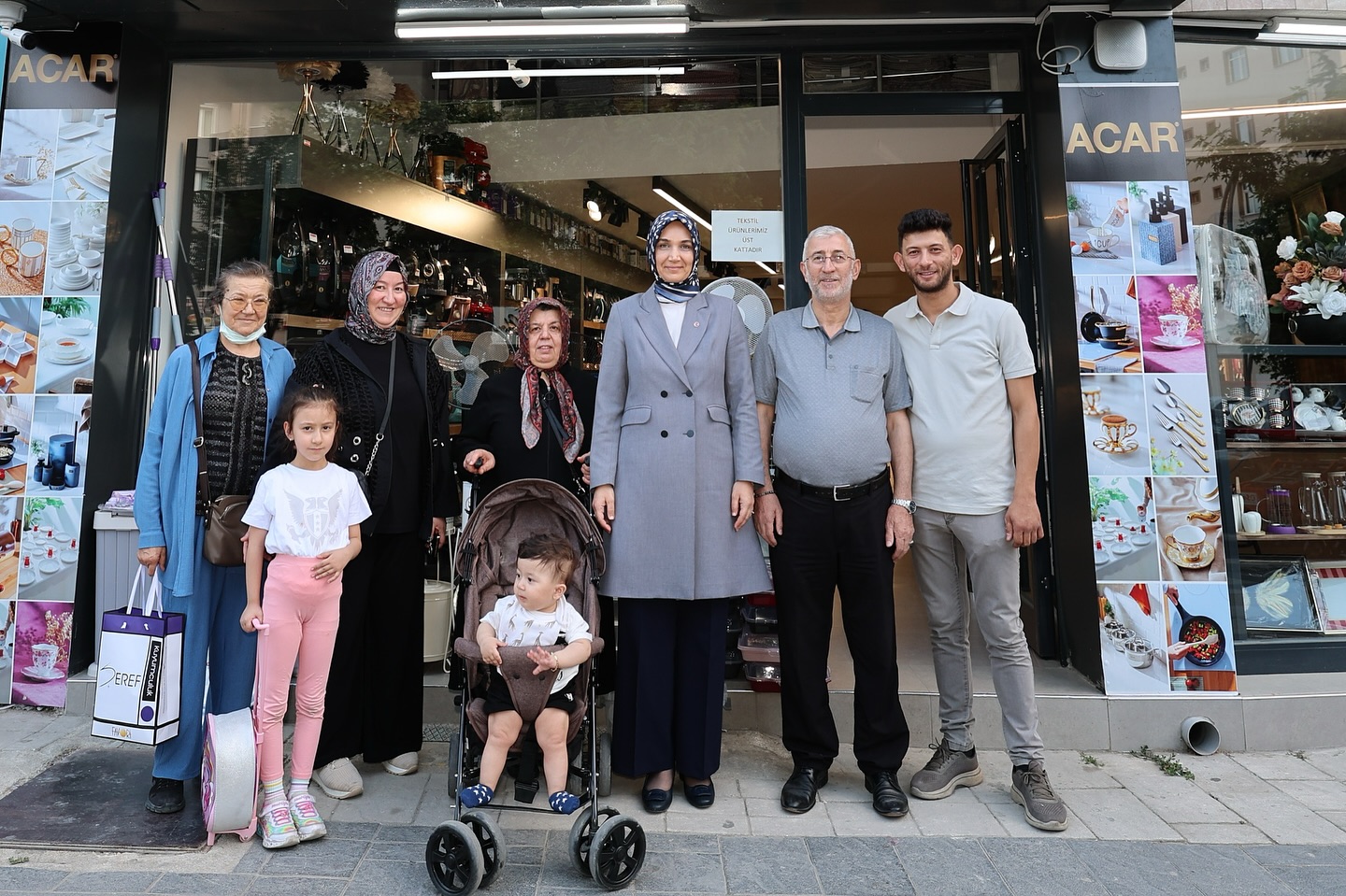 Vali Yiğitbaşı, Esnafı Ziyaret Etti