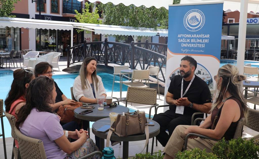 Afyonkarahisar’ın İlk Bilim Kafe Etkinliği Gerçekleştirildi