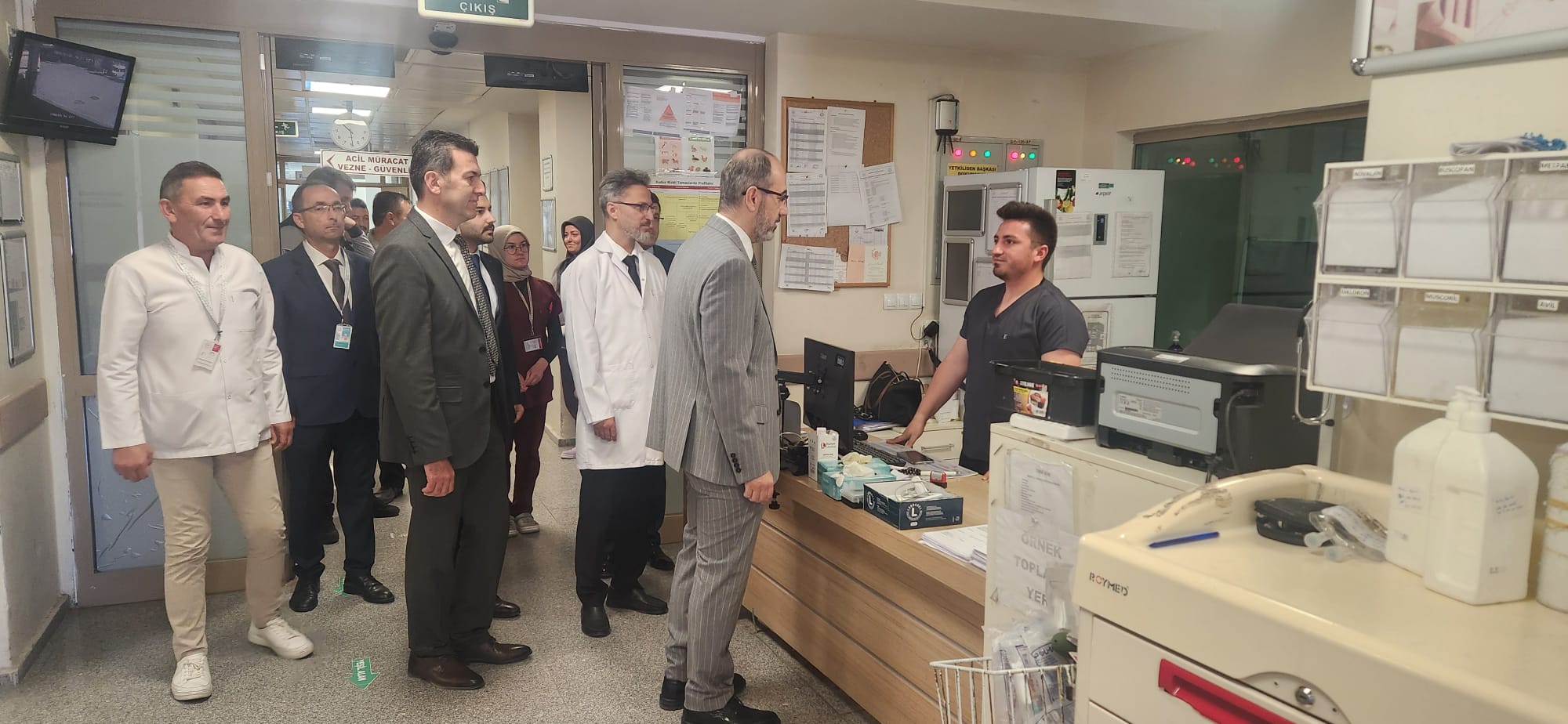 Öztürk, Şuhut'ta Sağlık Kurumlarını Ziyaret Etti