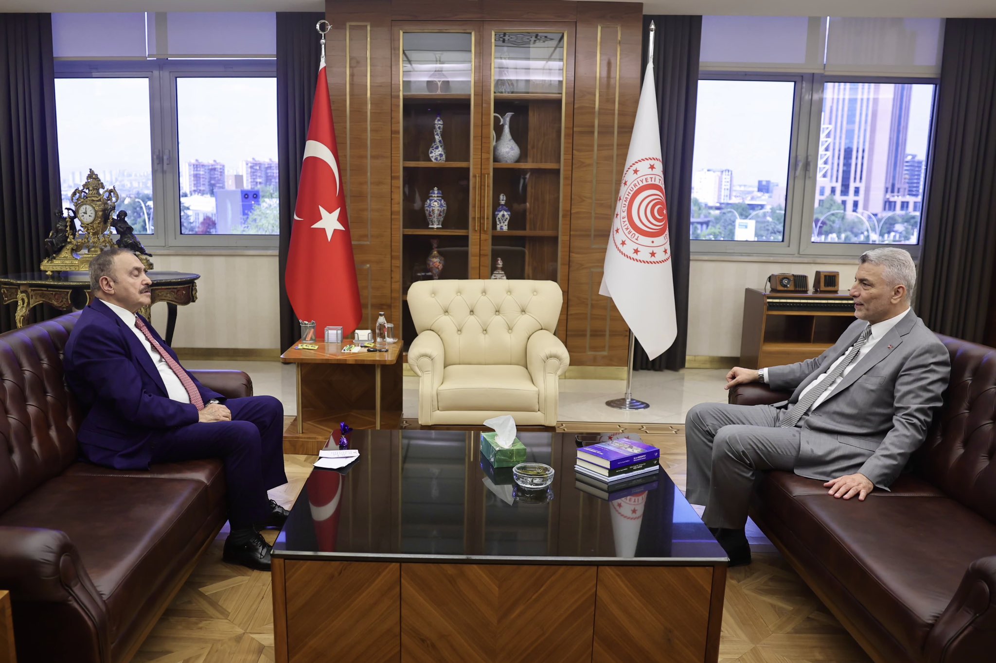 Eroğlu’ndan Bakan Bolat’a ziyaret