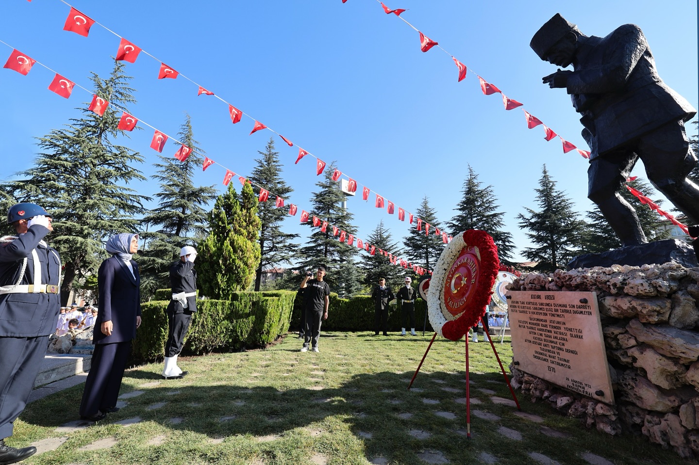 30 Ağustos Nedeniyle Çelenk Töreni Düzenlendi