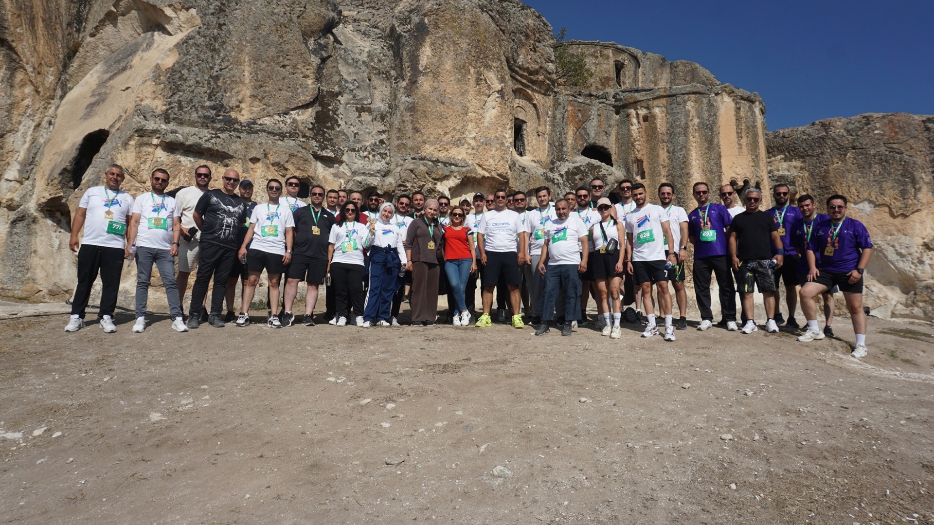 OEDAŞ 64 çalışanıyla  Frig Ultra Maratonu’nda koştu