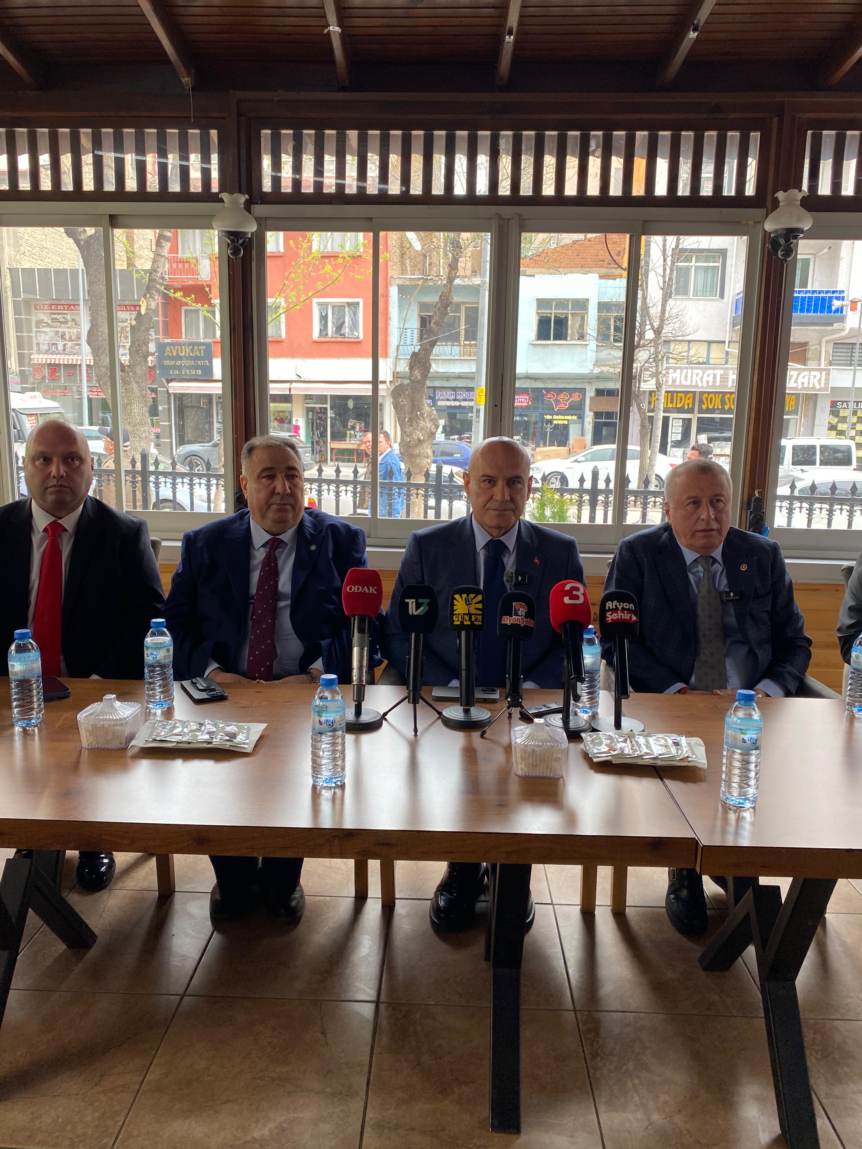 Çömez ve Olgun Afyonkarahisar’da Emeklilerle Buluştu