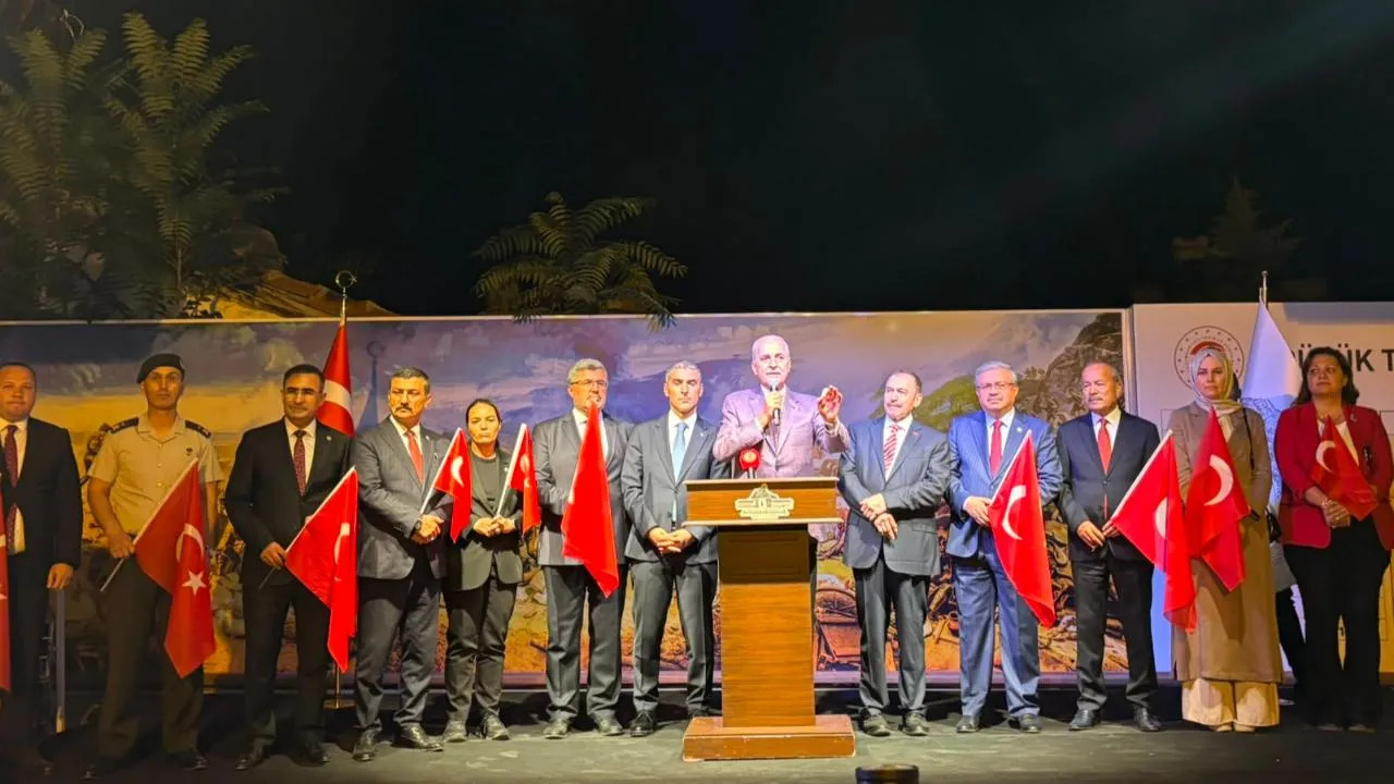 Kurtulmuş, Zafer Haftası Etkinliklerine Katıldı