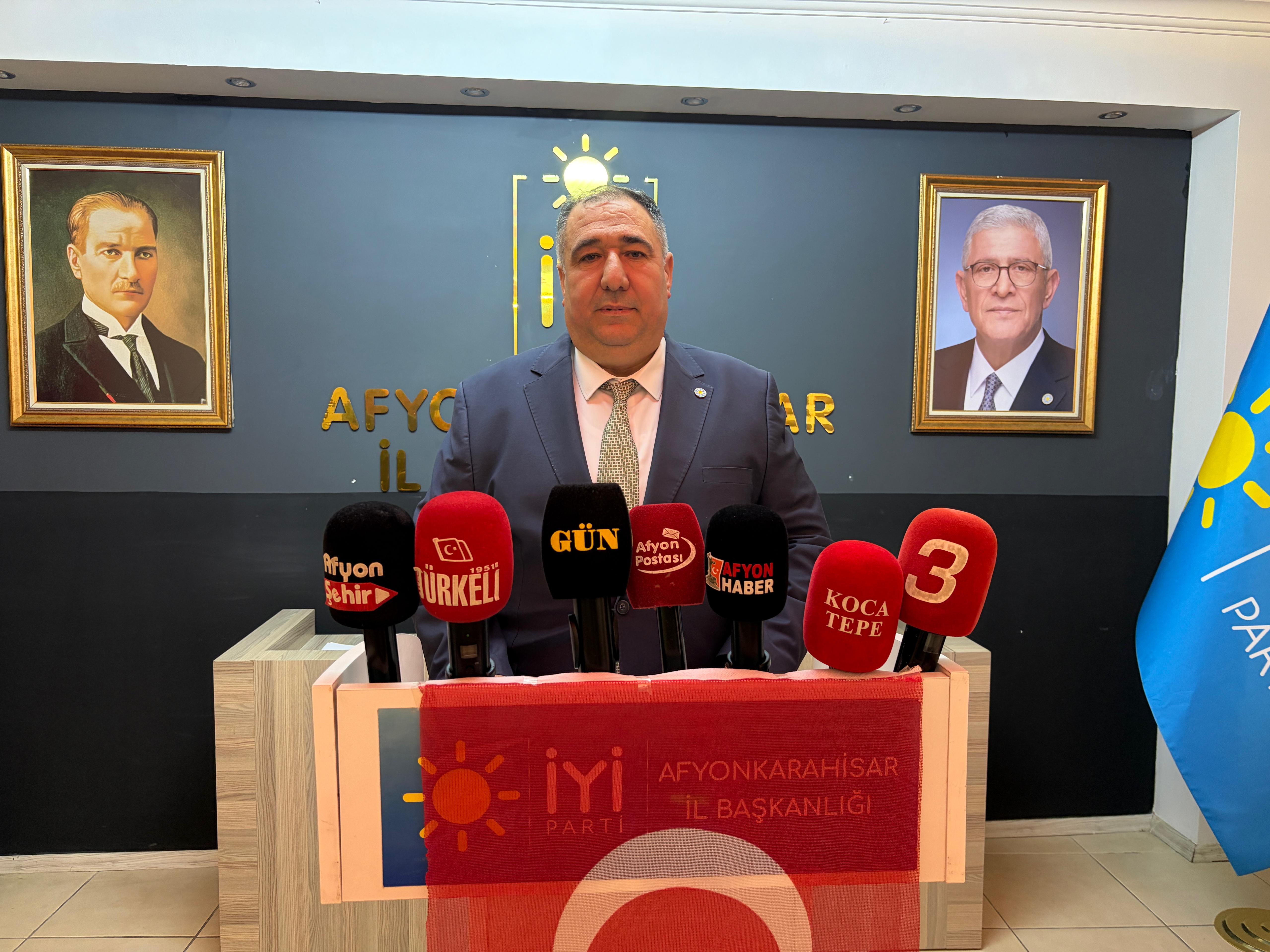 ‘EKONOMİK SIKINTILAR VE YOKSULLUK ARTIYOR’