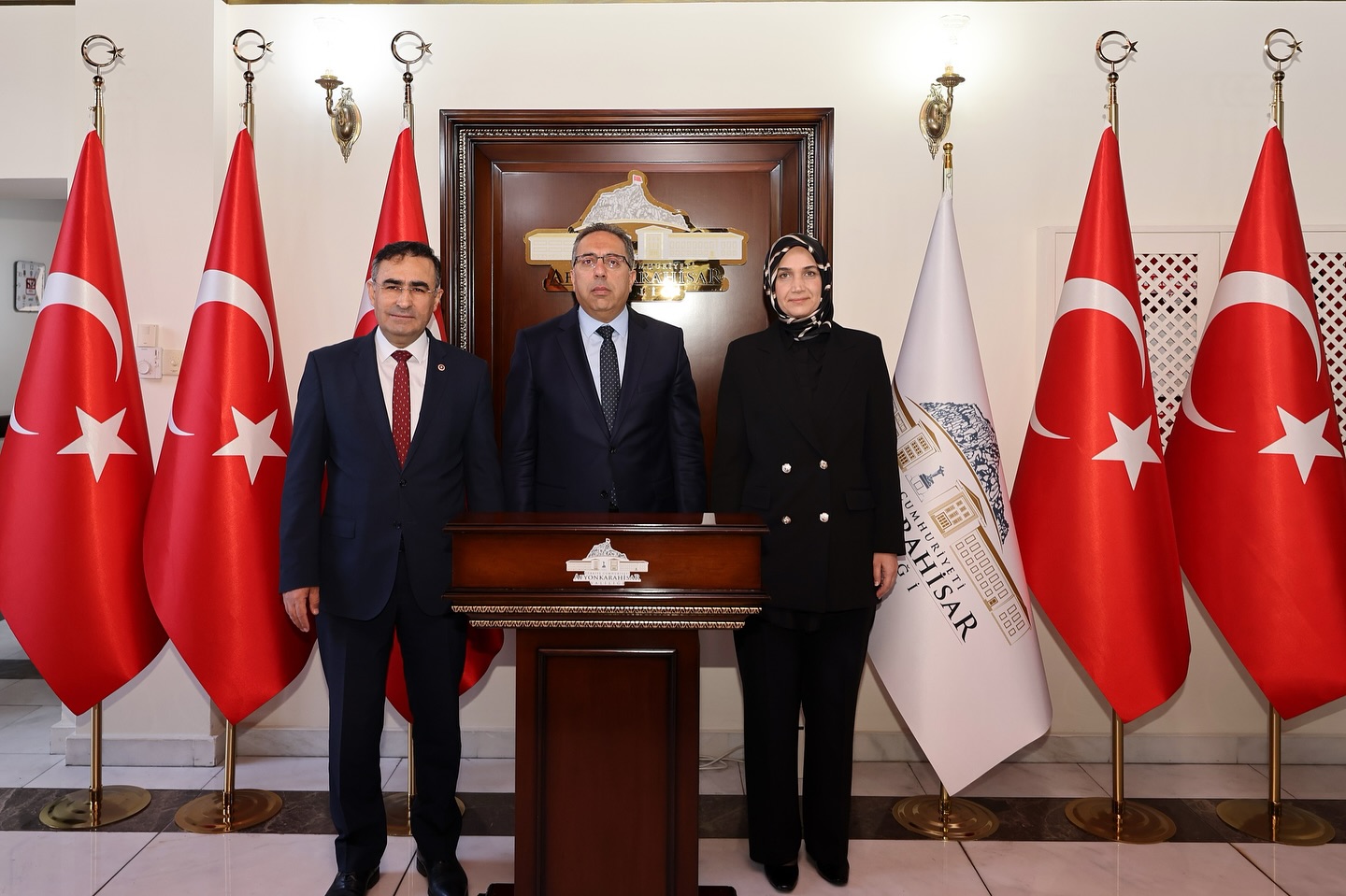 Bakan Yardımcısı Gümen'den, Devlet Ana'ya Ziyaret