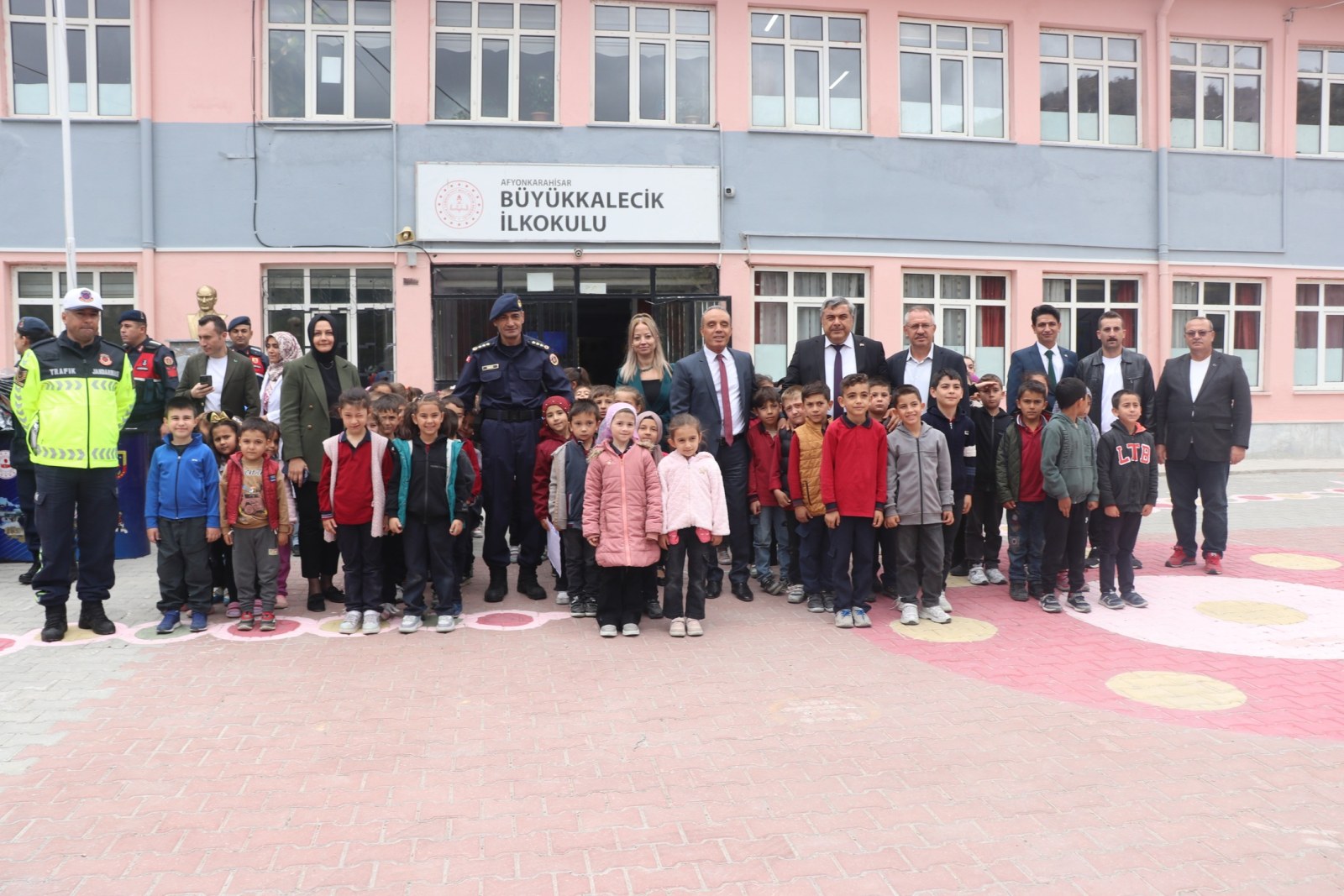 Vatan Sana Canım Feda