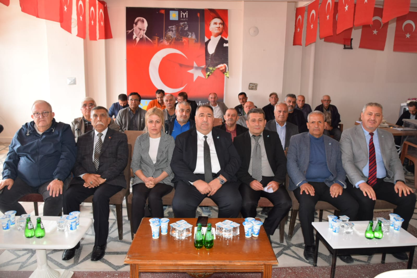 İYİ Parti Şuhut ve Sultandağı Kongreleri Yapıldı