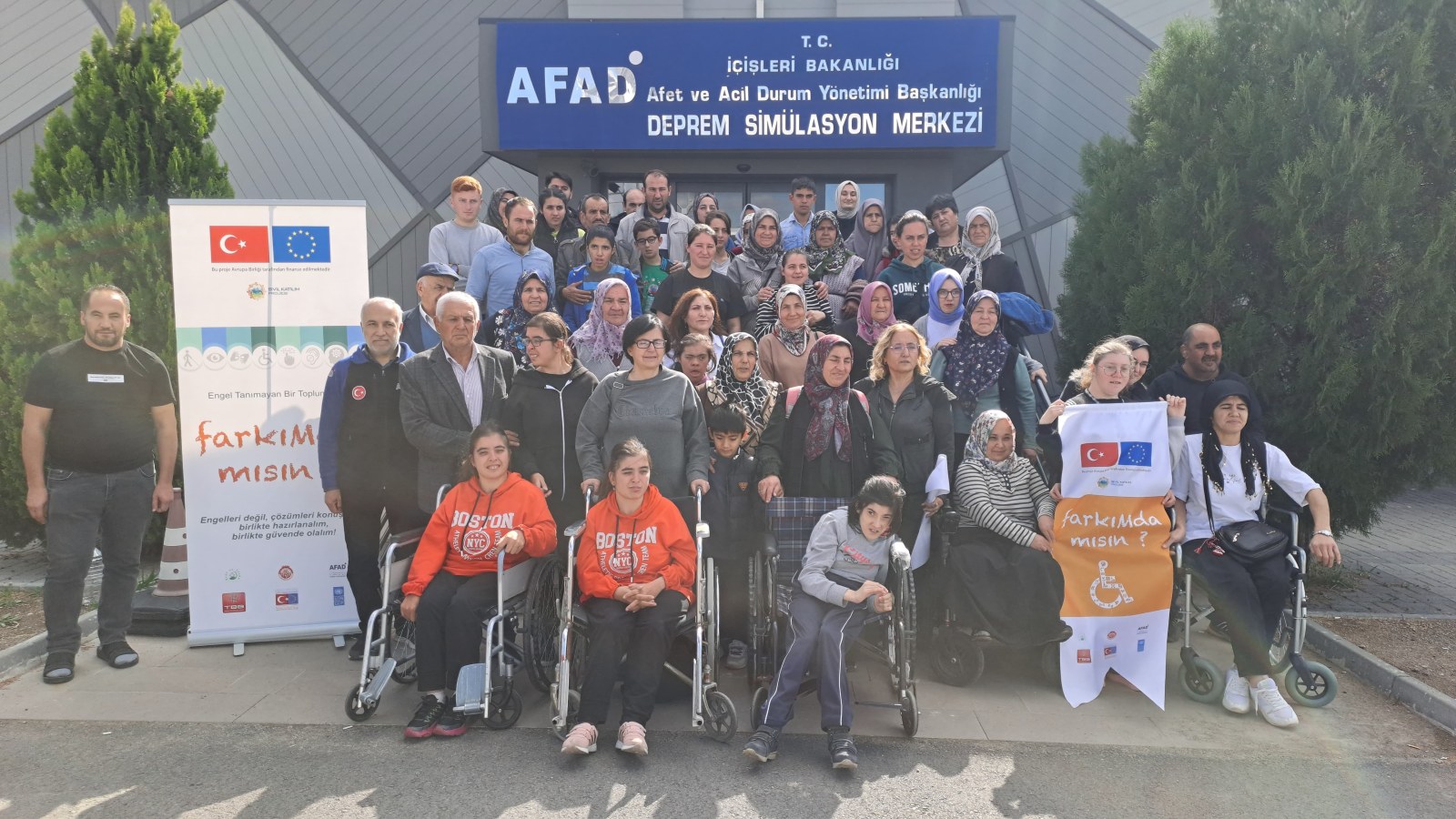 ENGELLİ BİREYLER ANKARA’DA AFET BİLİNCİ EĞİTİMİNE KATILDI