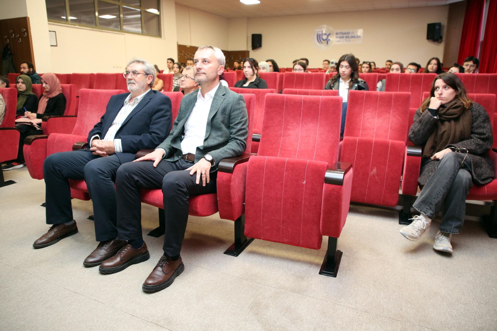 İİBF’de “Gazze’ye İnsani Yardımların Uluslararası Hukuk Boyutu” Anlatıldı