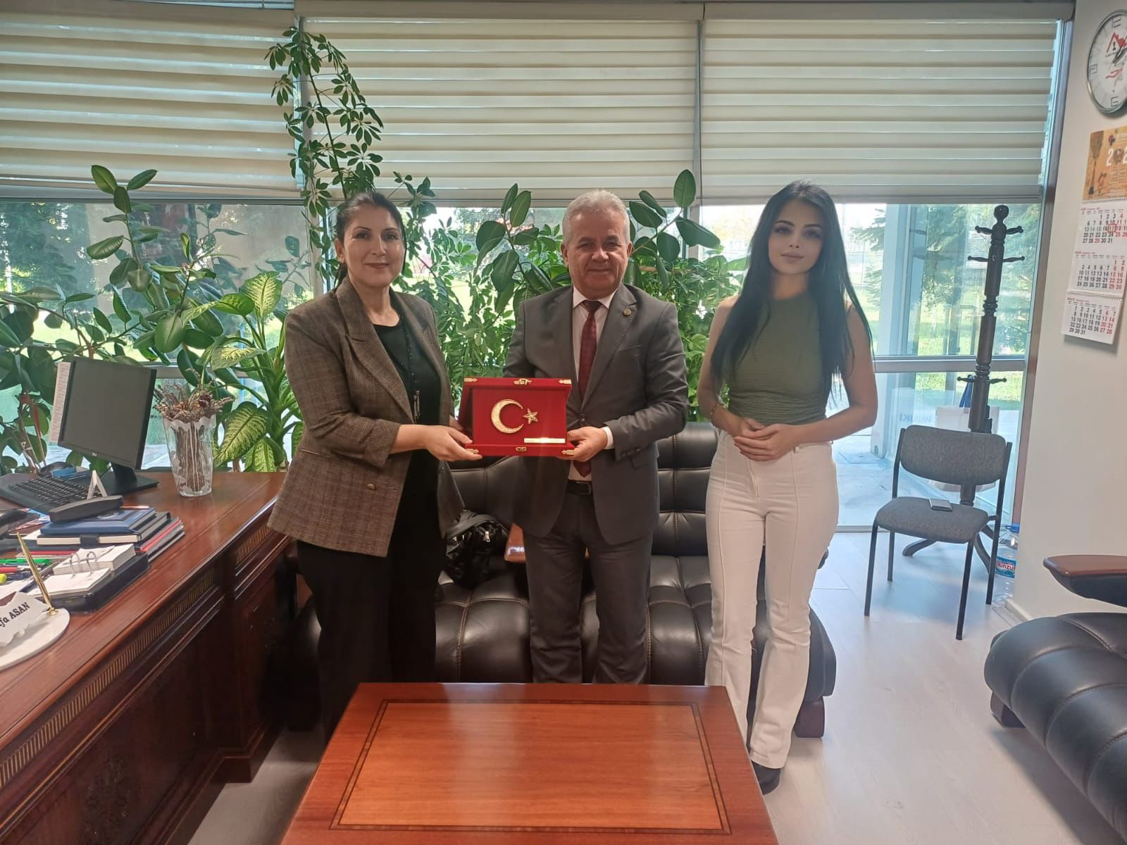 Ulusal Otizm Konfederasyonu’ndan Yurt Hizmetleri Müdürü Mustafa Asan’a Ziyaret