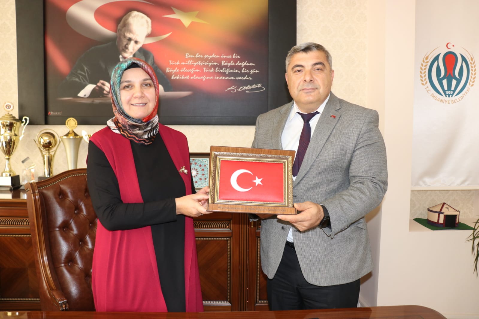 Sünnetci, İhsaniye'de Ziyaretlerde Bulundu