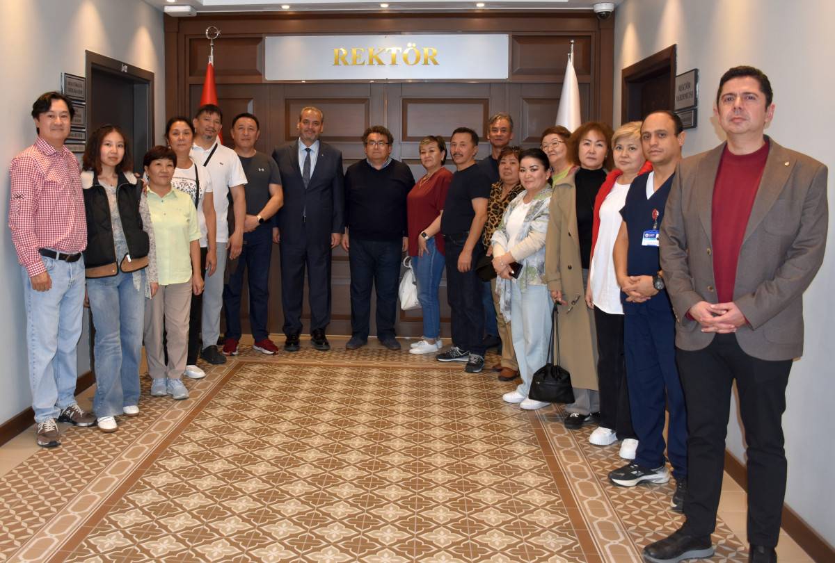 Kazakistanlı Sağlık Turizmi Temsilcilerinden AFSÜ'ye Ziyaret