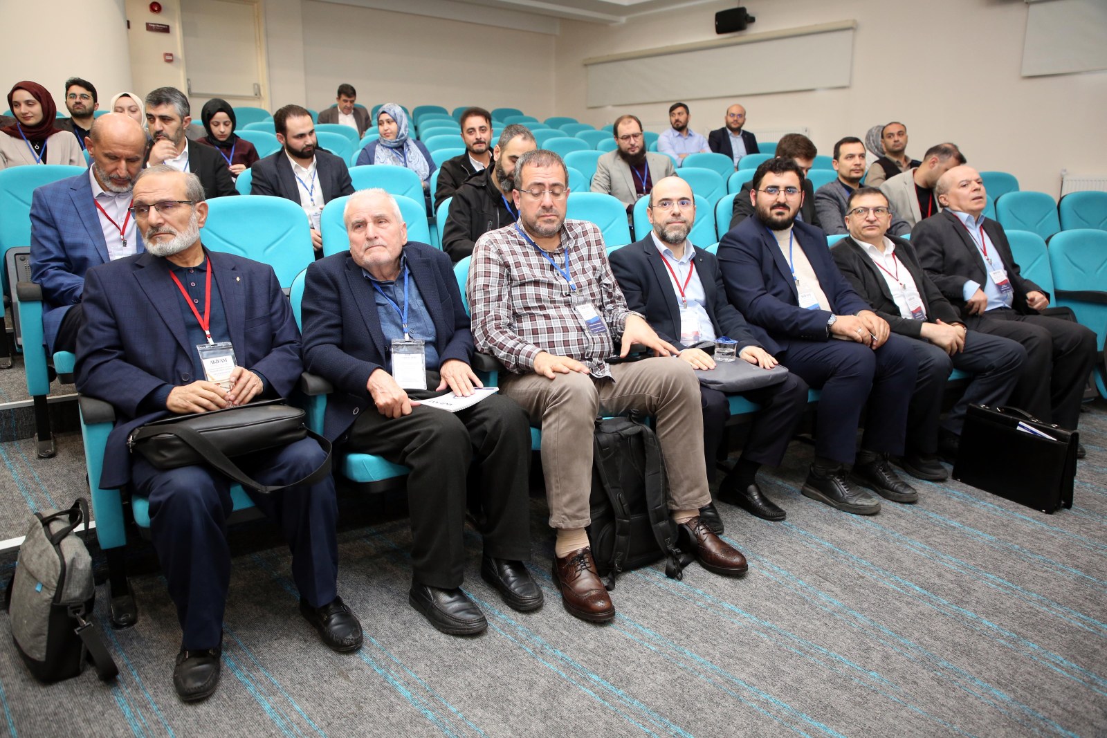 “Kapitalist düşüncenin egemen olduğu çağda; her şey maddi ölçülüyor”