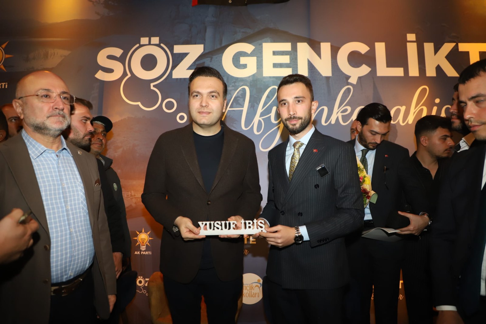 “SÖZ GENÇLİKTE” PROGRAMI AFYONKARAHİSAR’DA GERÇEKLEŞTİRİLDİ
