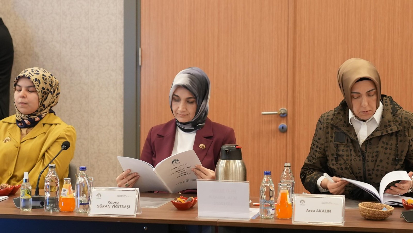 Vali Yiğitbaşı, Stratejik Plan Tanıtımı ve Vakıf Meclisi toplantısına katıldı