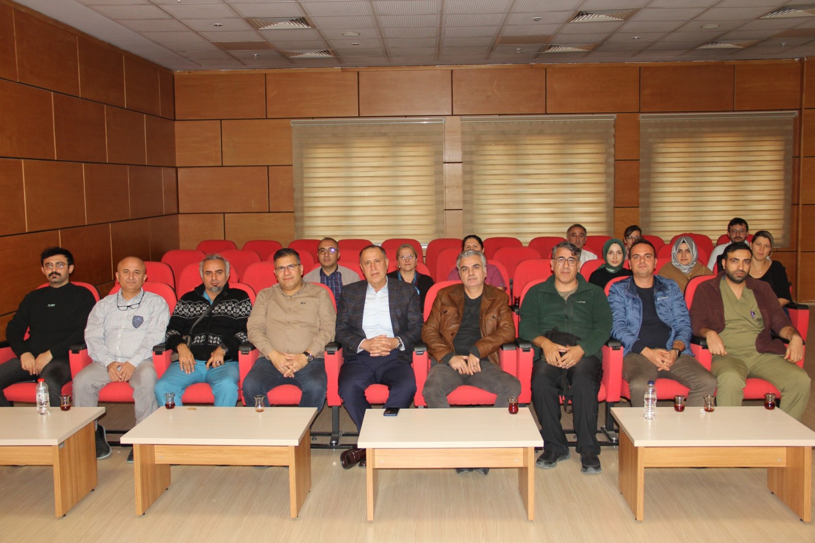 Devlet Hastanesi'nde Değerlendirme Toplantısı