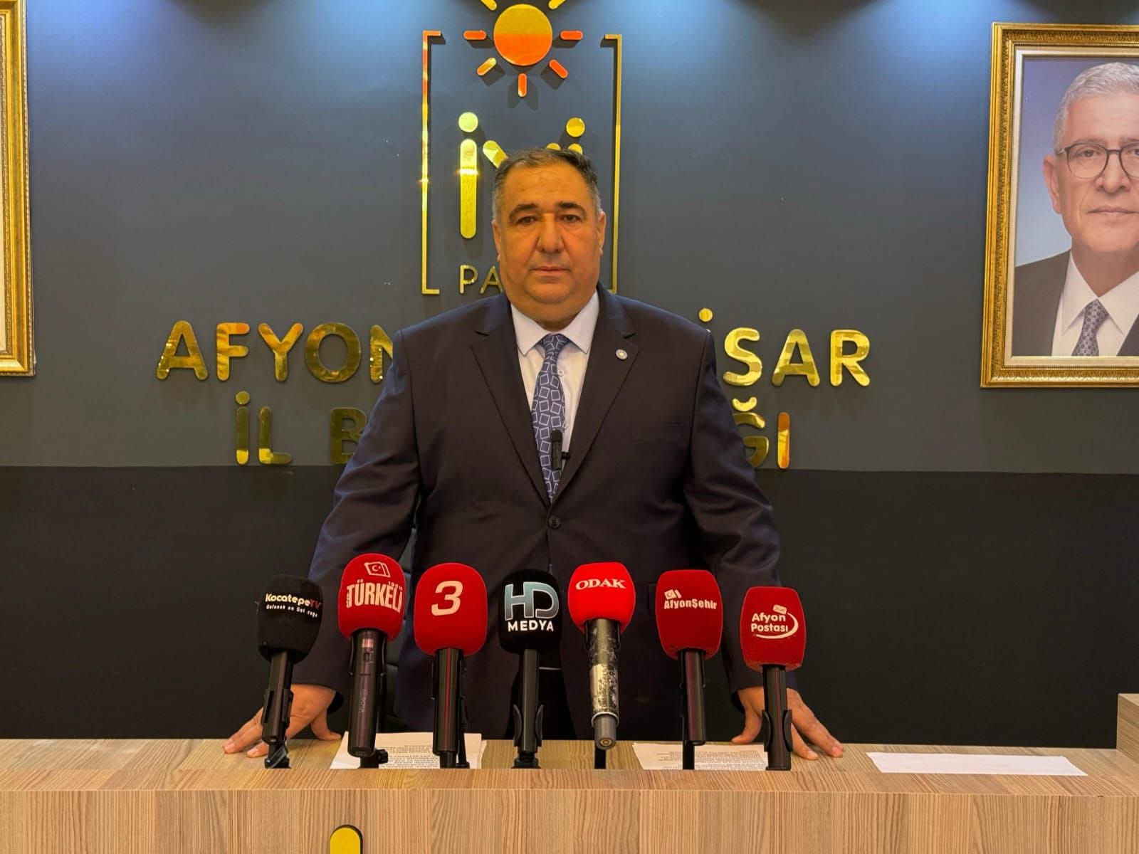 “Ruhsatı Verenler Şimdi Hak ve Hukuk Dersi Veremez!”