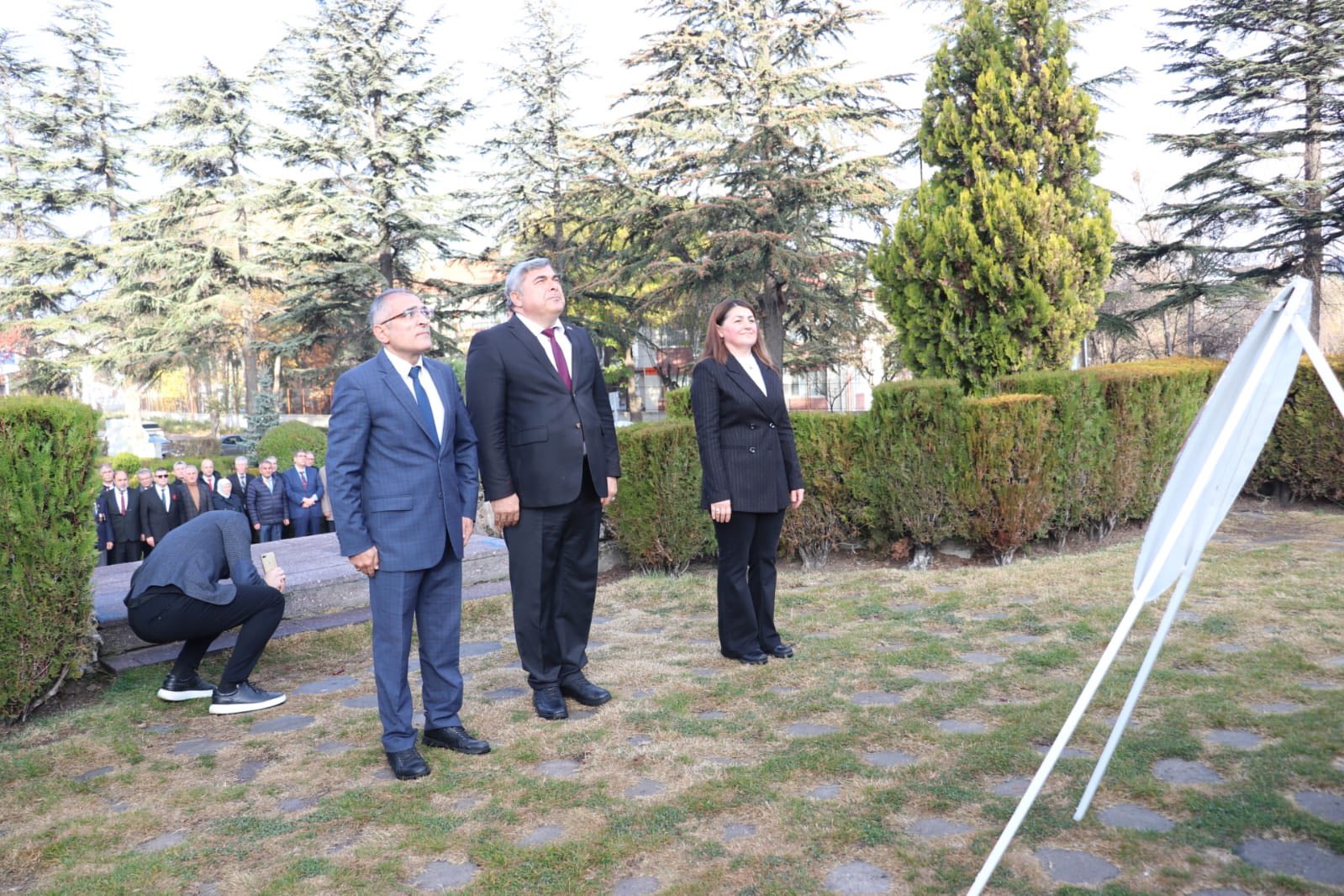 Sünnetci, 24 Kasım Öğretmenler Günü Çelenk Sunma Programına Katıldı