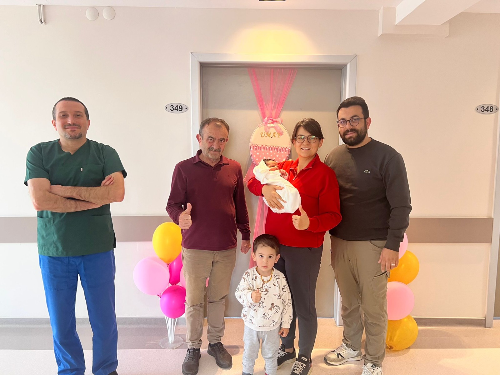 Gazeteci Tınas Çifti İkinci Kez Anne Baba Oldu