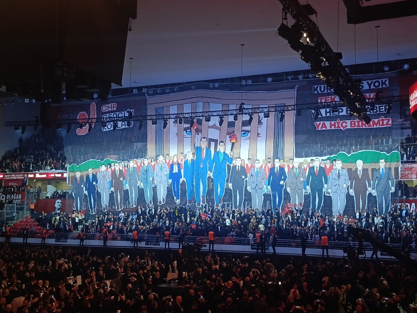 İmamoglu 'Millet bizimle, CHP birinci partidir ve Herkesin evidir'