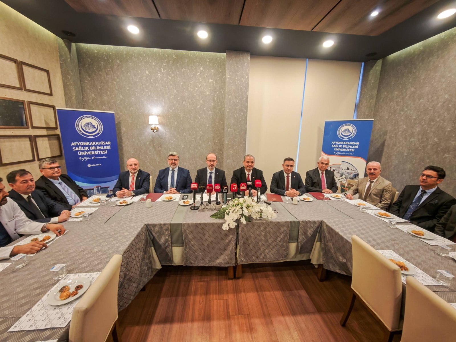 Arslan: Afyonkarahisar'da sağlıkta yeni bir modele geçiyoruz