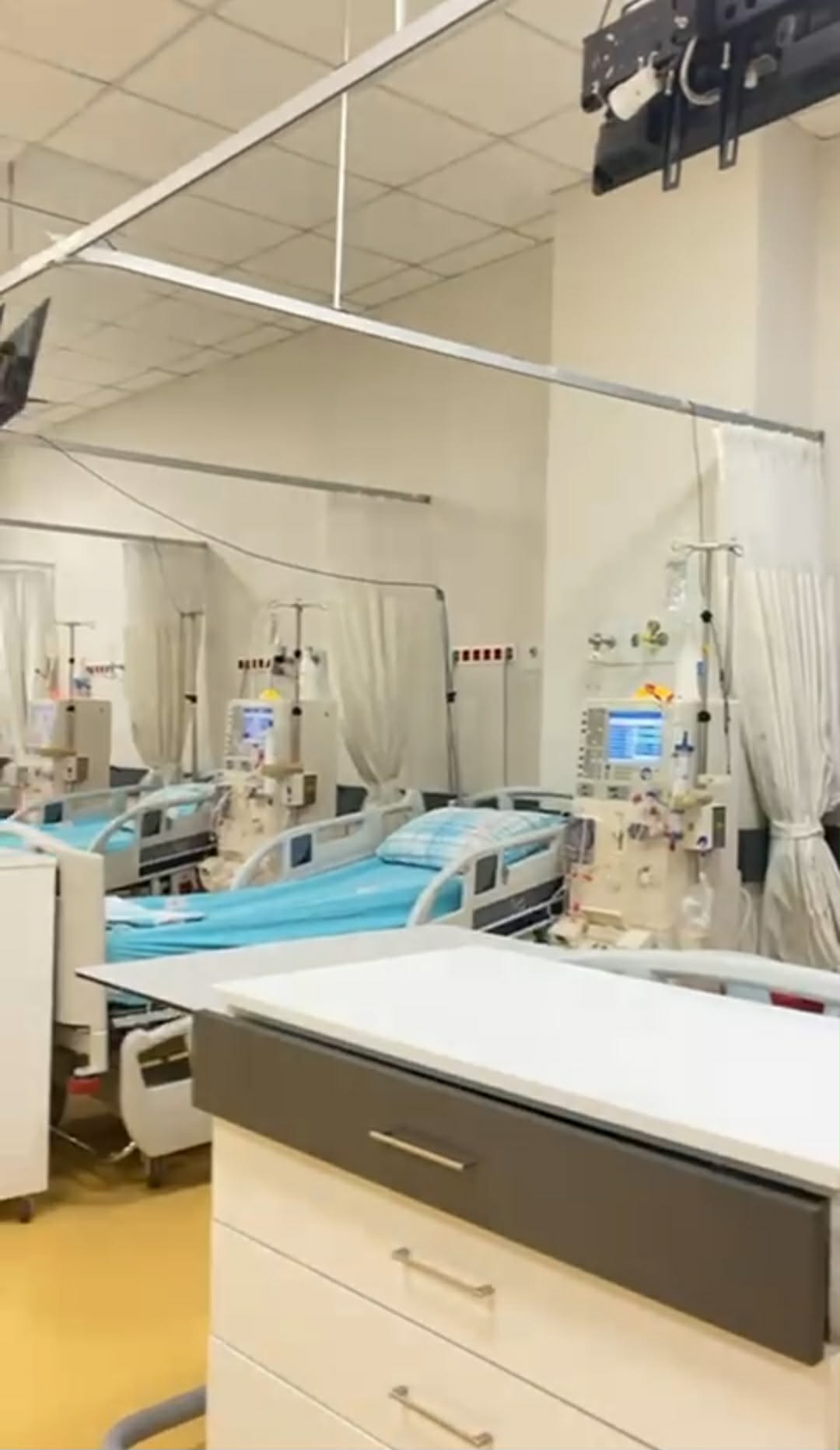 Afyon Devlet Hastanesine 10 modern diyaliz cihazı kazandırıldı 