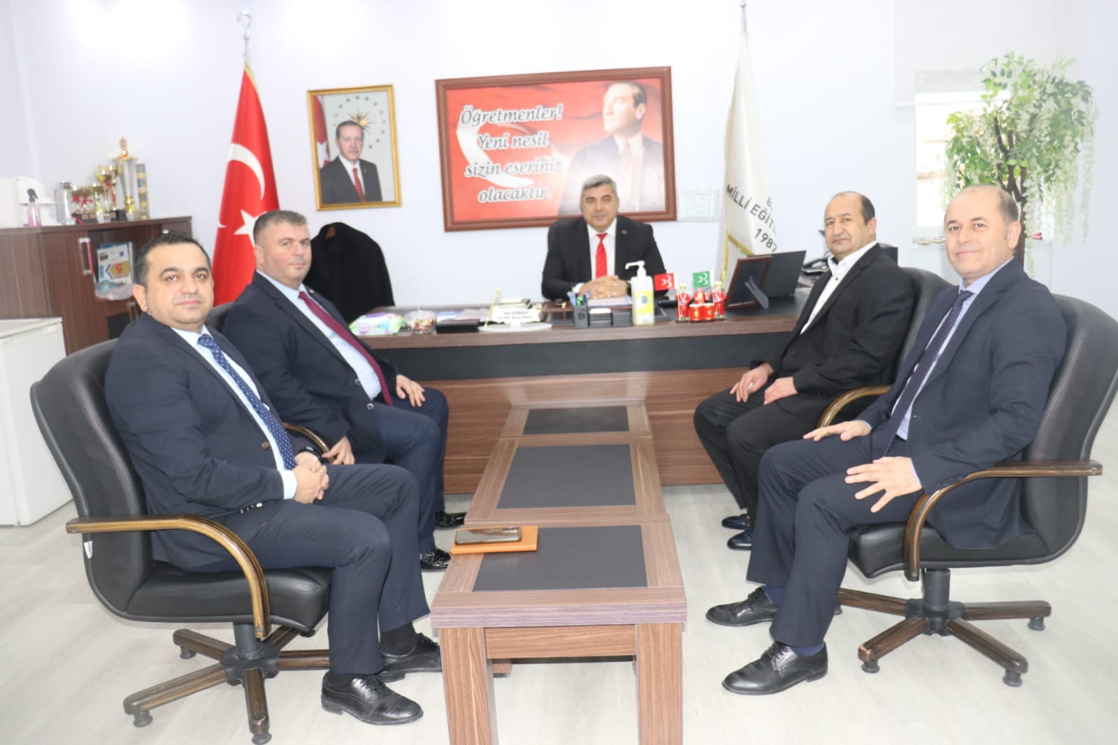 Sünnetci, Bayat İlçe Milli Eğitim Müdürlüğünü Ziyaret Etti