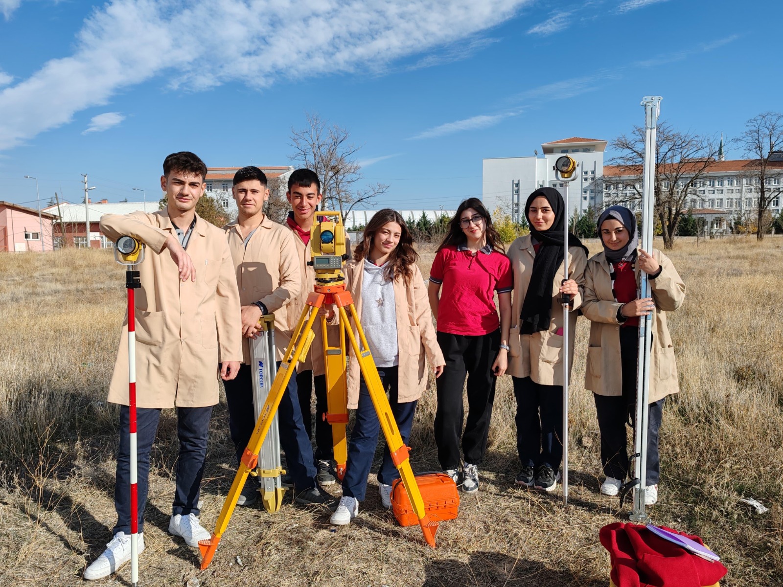 Tapu Müdürlüğünden Gençlere Destek