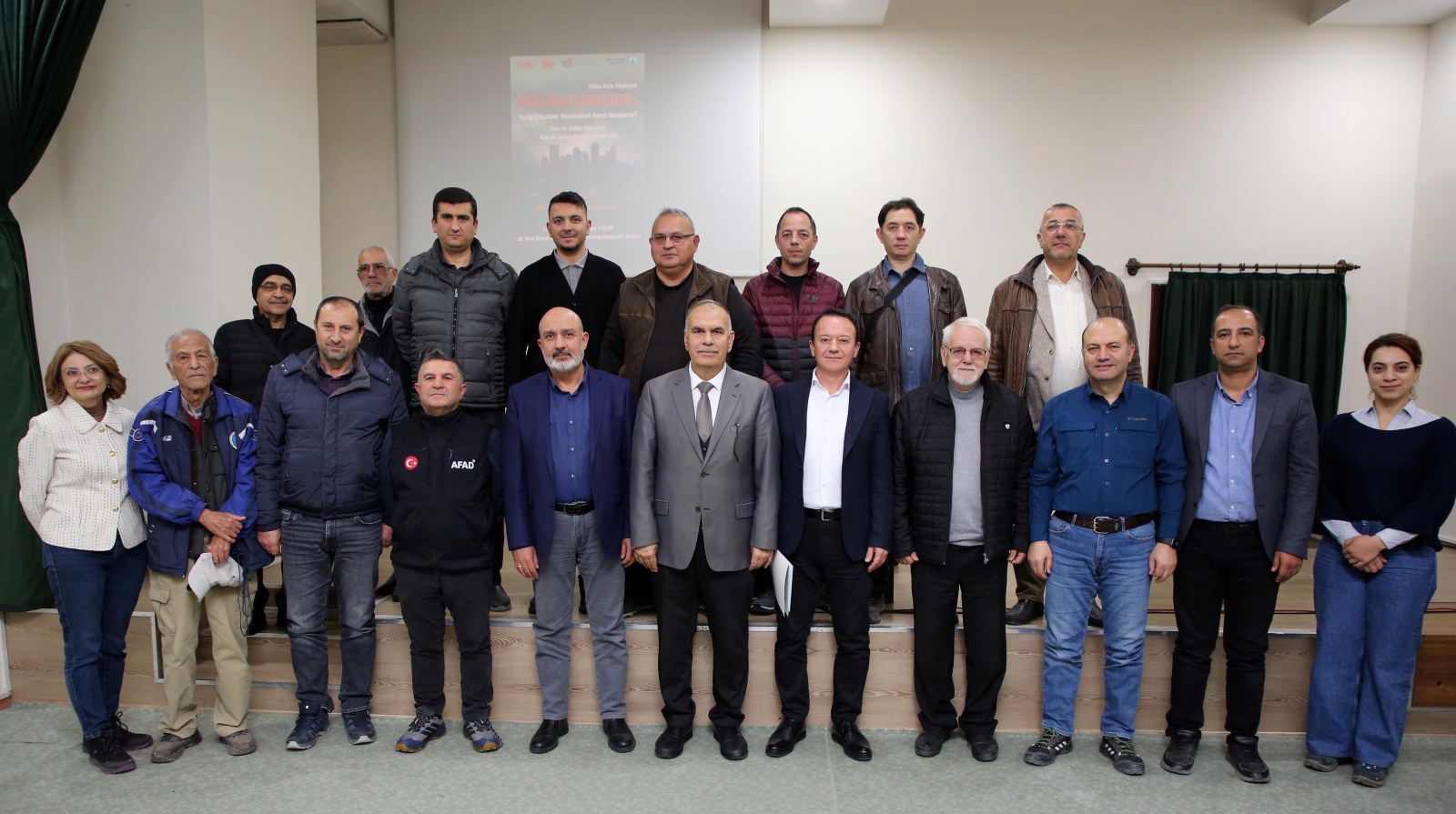 “Dünya çapındaki bilimsel yayınları haberleştirmeye çalışıyoruz”