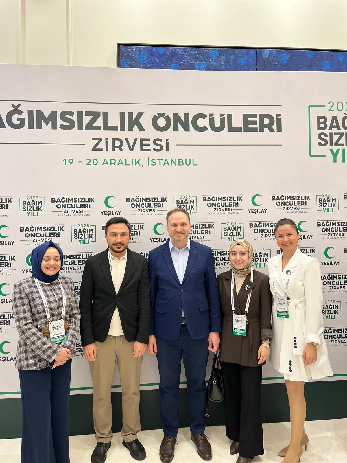 Bağımsızlık Öncüleri Zirvesi Düzenlendi