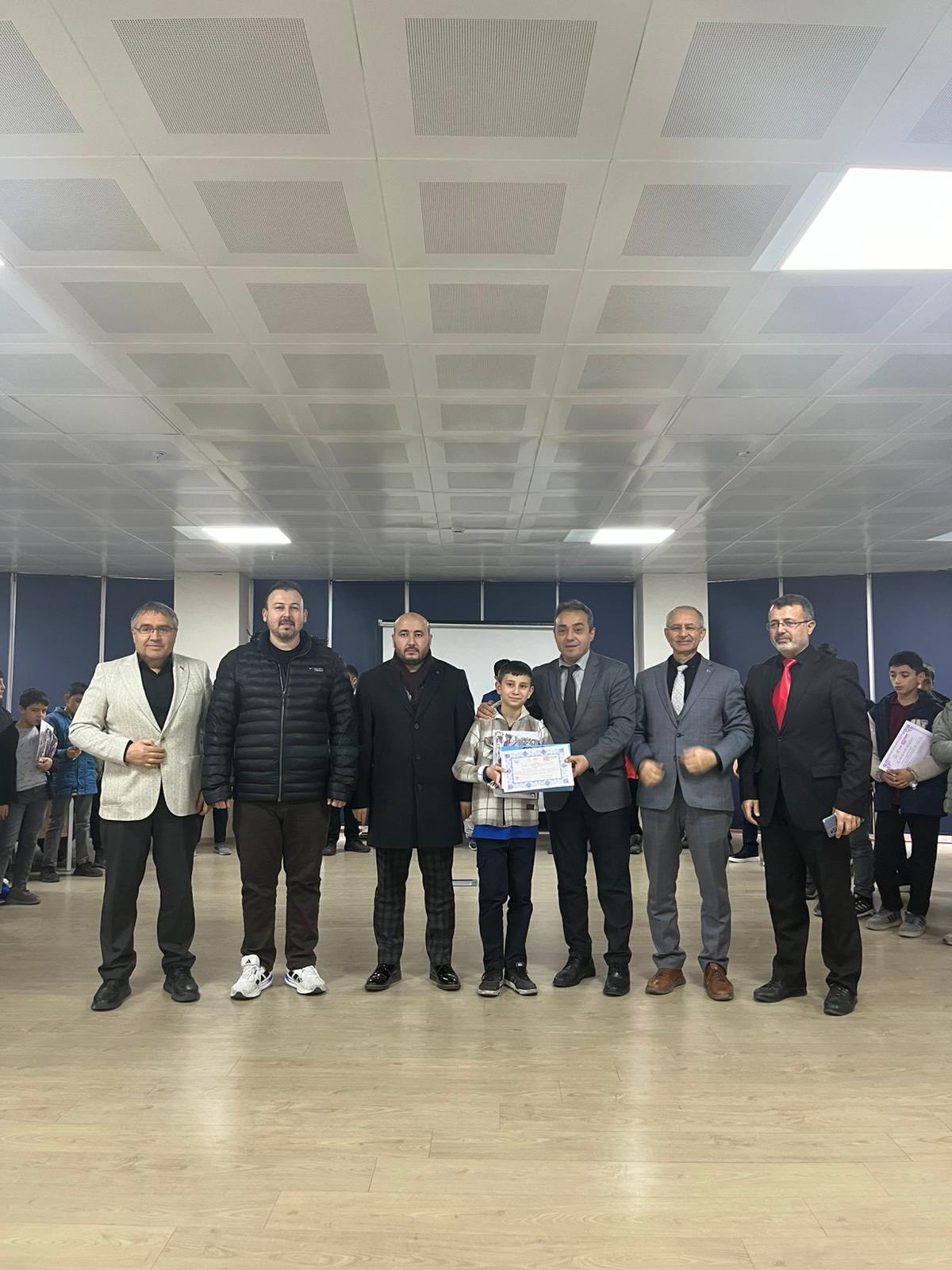 Birinci, Ahmet Çakır Oldu