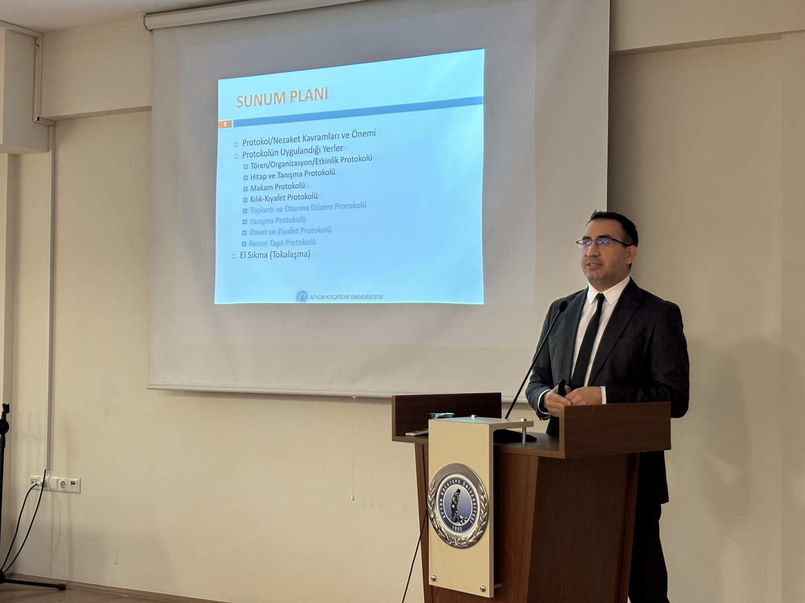 Nezaket ve Protokol Eğitimi Verildi