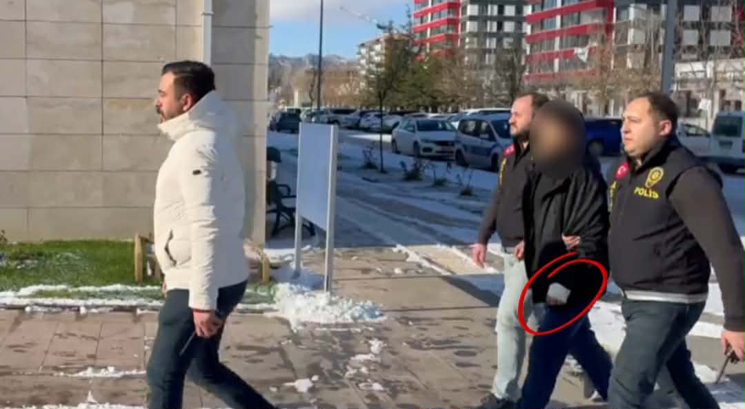 Hırsız Yakayı Ele Verdi