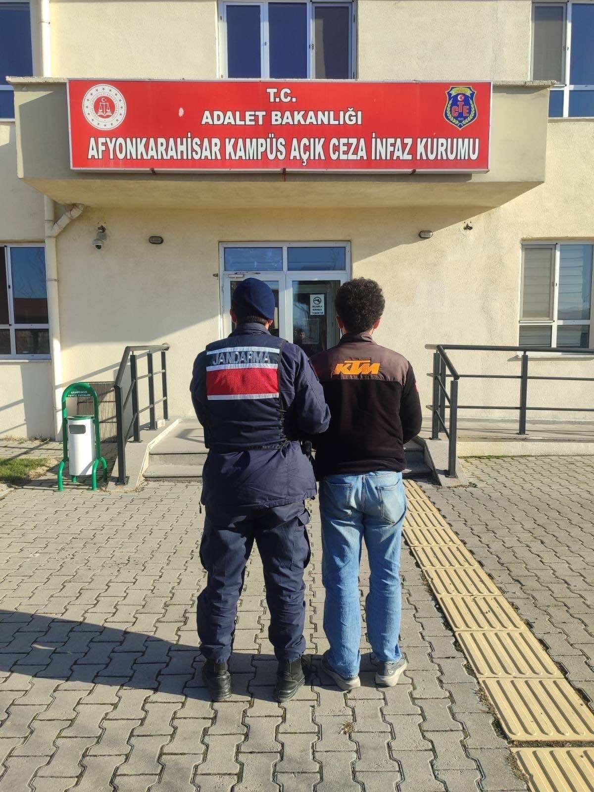 Aranan 34 Kişi Yakalandı