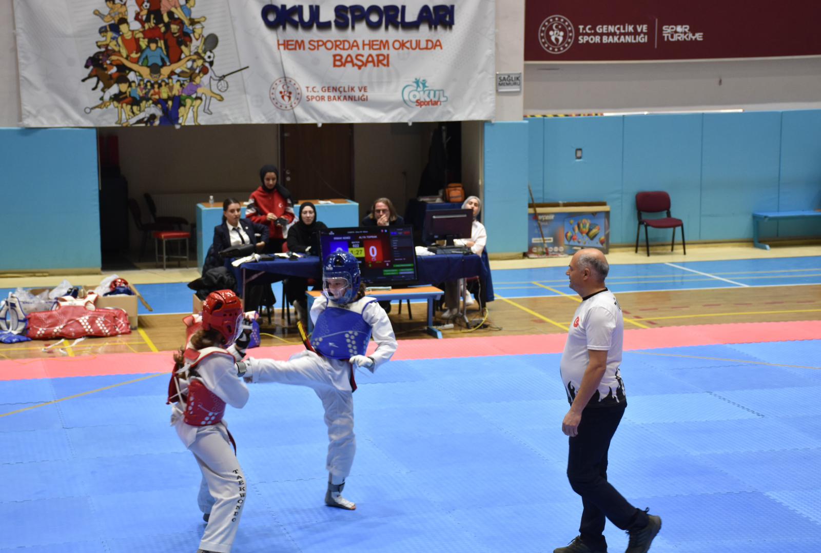 Taekwondo Yıldızlar, Gençler ve Büyükler İl Seçmeleri Tınaztepe Spor Salonu’nda Tamamlandı