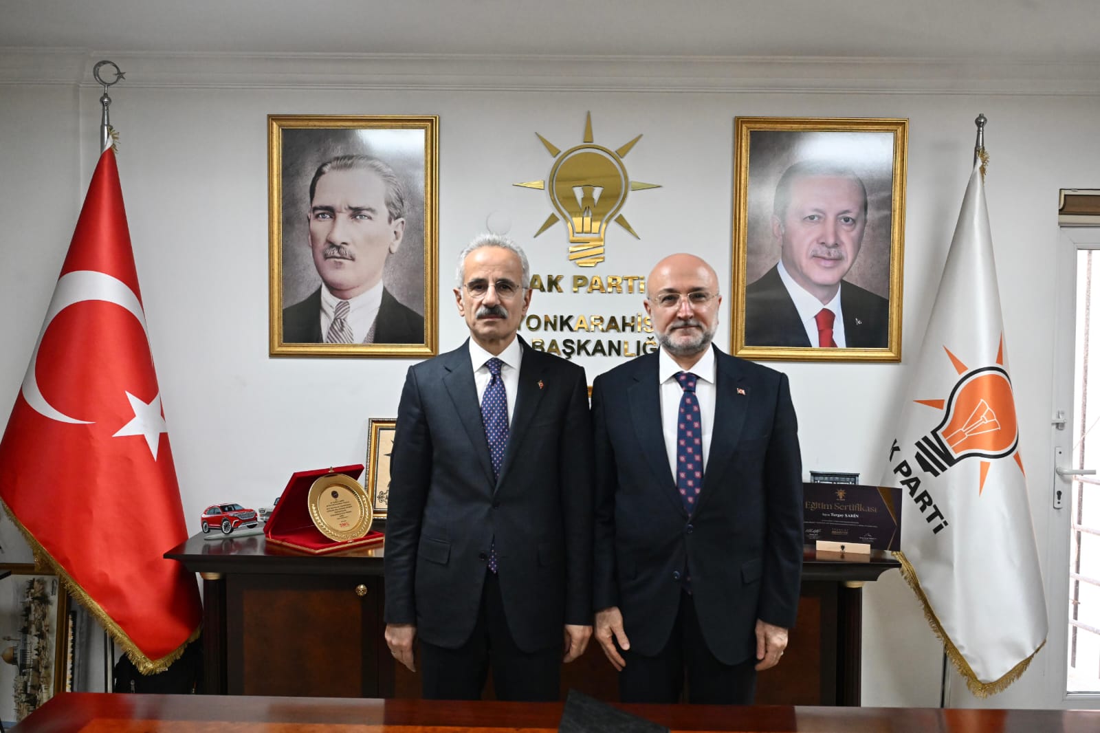 TURGAY ŞAHİN, “YHT YETMEZ EKSPRES SEFERLERİDE BAŞLAMALI”