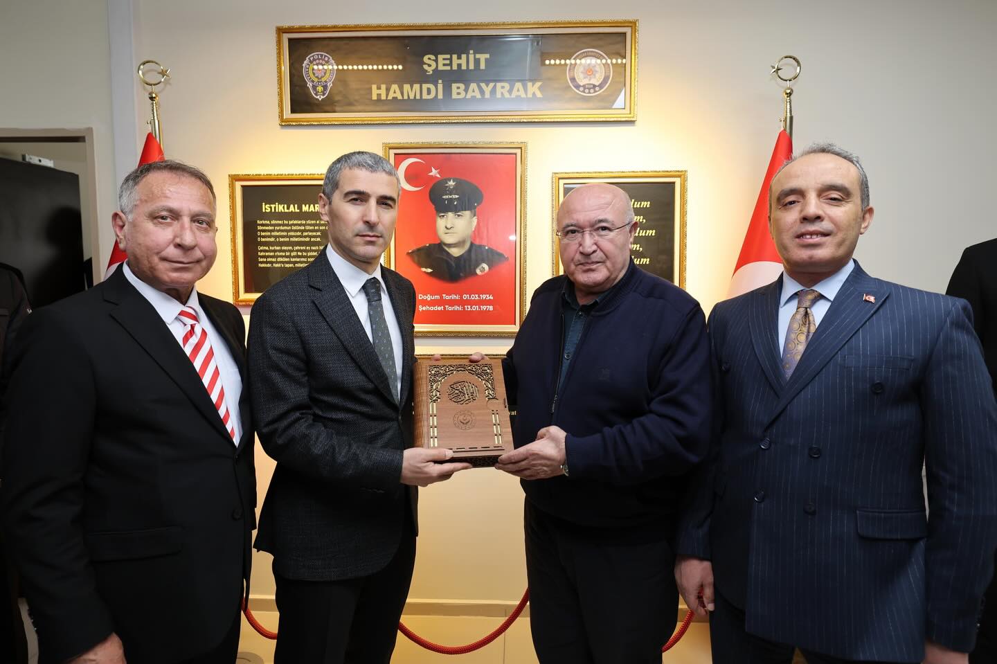 VALİ AKTAŞ ŞEHİT ADINA ANI KÖŞESİ AÇILIŞINA KATILDI