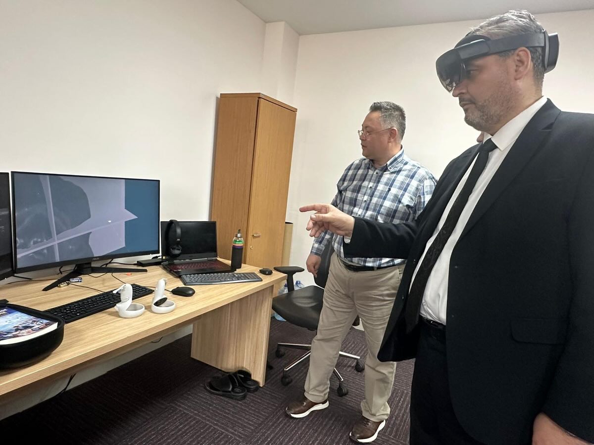 AFSÜ’DE YENİLİKÇİ SAĞLIK GİRİŞİMLERİ HIZ KESMEDEN SÜRÜYOR